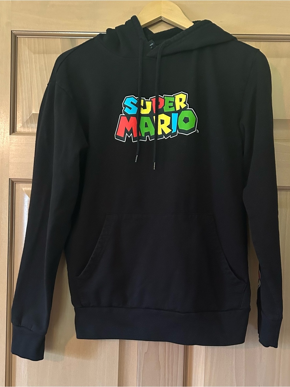Super Mario Black Hoodie Sz S Logo Graphic Pullover Nintendo Gamer Nostalgia